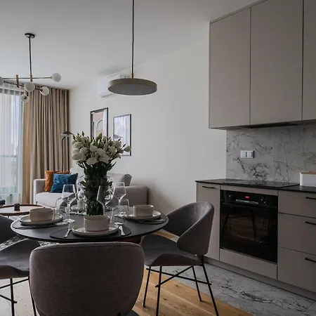 Grzybowska Luxury With Skyline View By House Expert